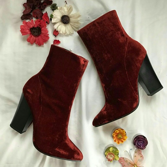 ⭕️SOLD⭕️ ZARA VELVET ANKLE BOOTS BRAND NEW - Picture 6 of 8